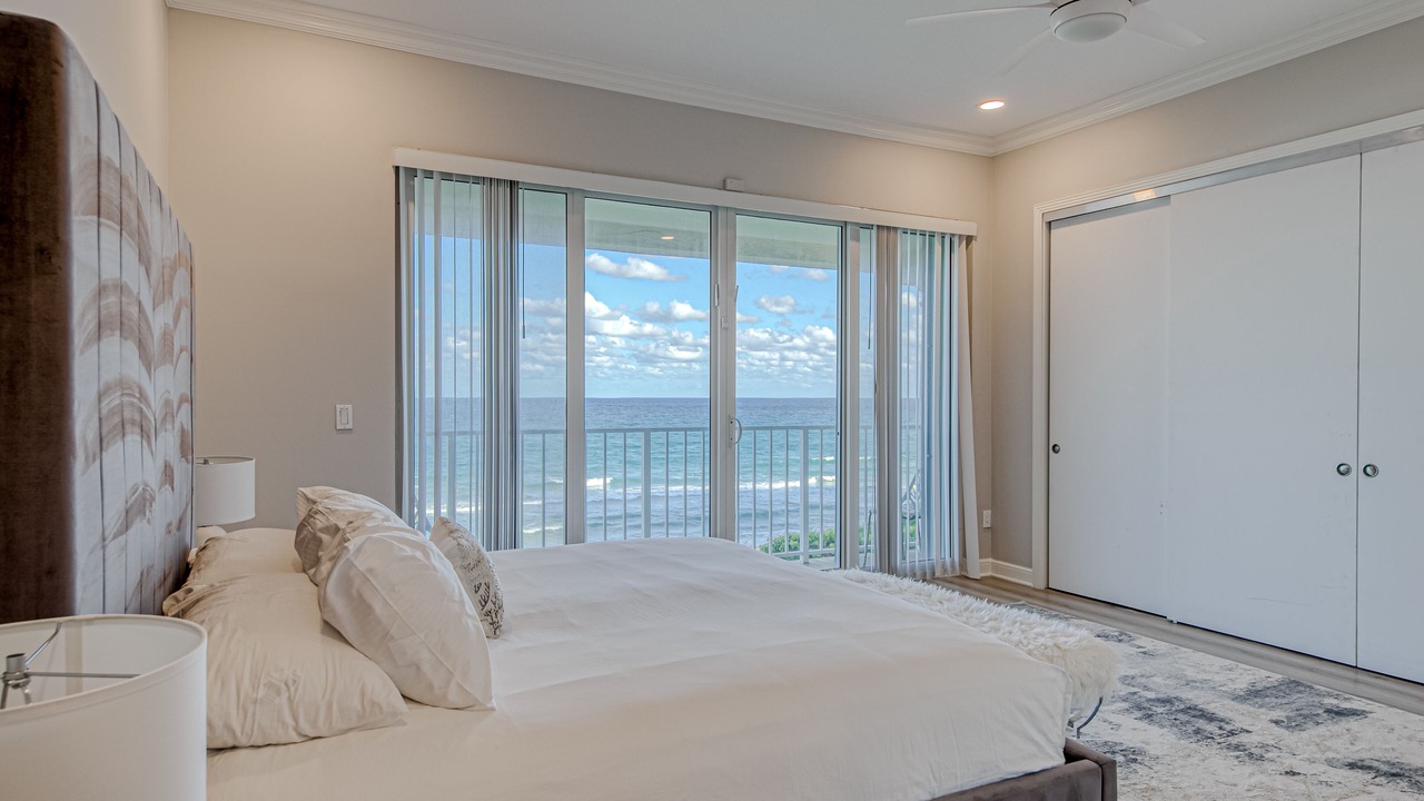 Photo of Bedroom in Highland Beach