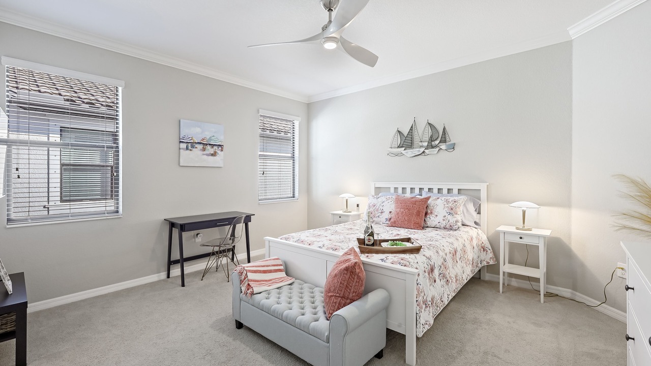 Photo of Bedroom in Naples