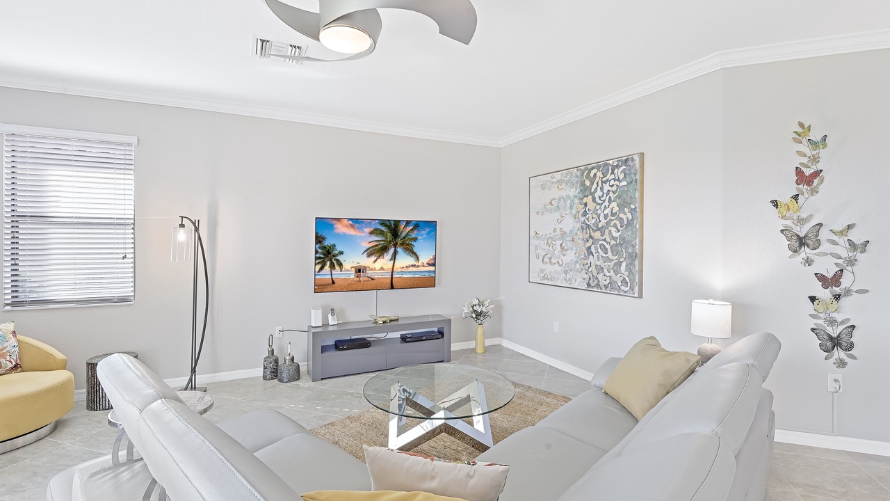 Photo of Livingroom in Naples