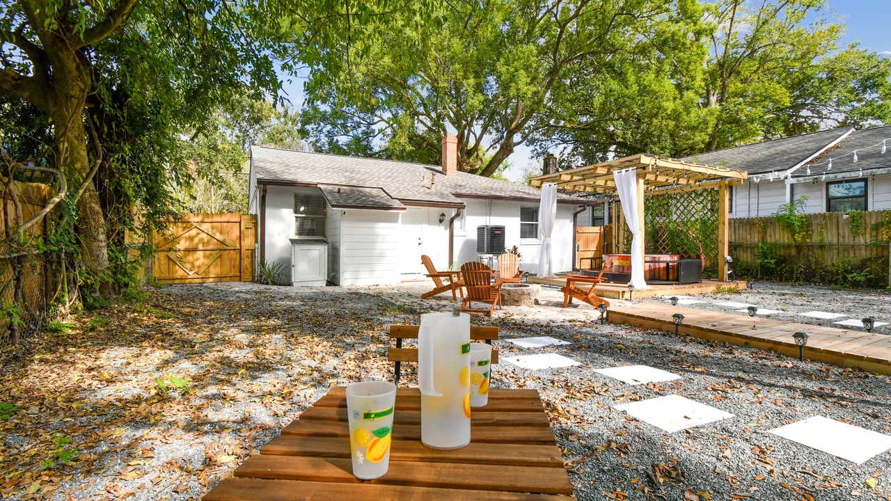 Photo of Outdoor in Avondale
