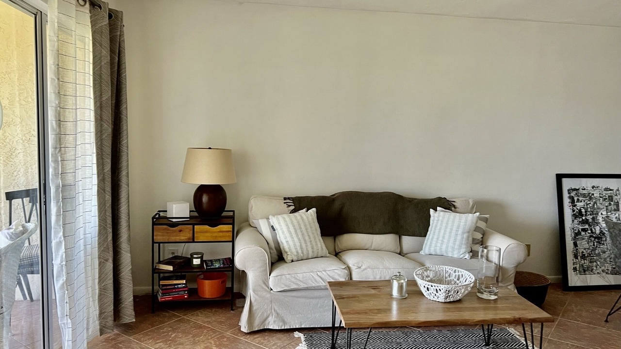 Photo of Livingroom in Naples