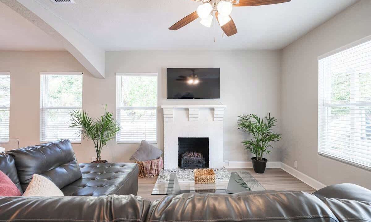 Photo of Livingroom in Dixieland
