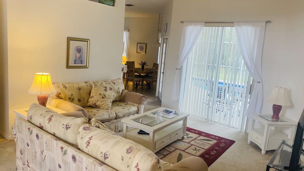 Photo of Livingroom in Ridgewood Lakes