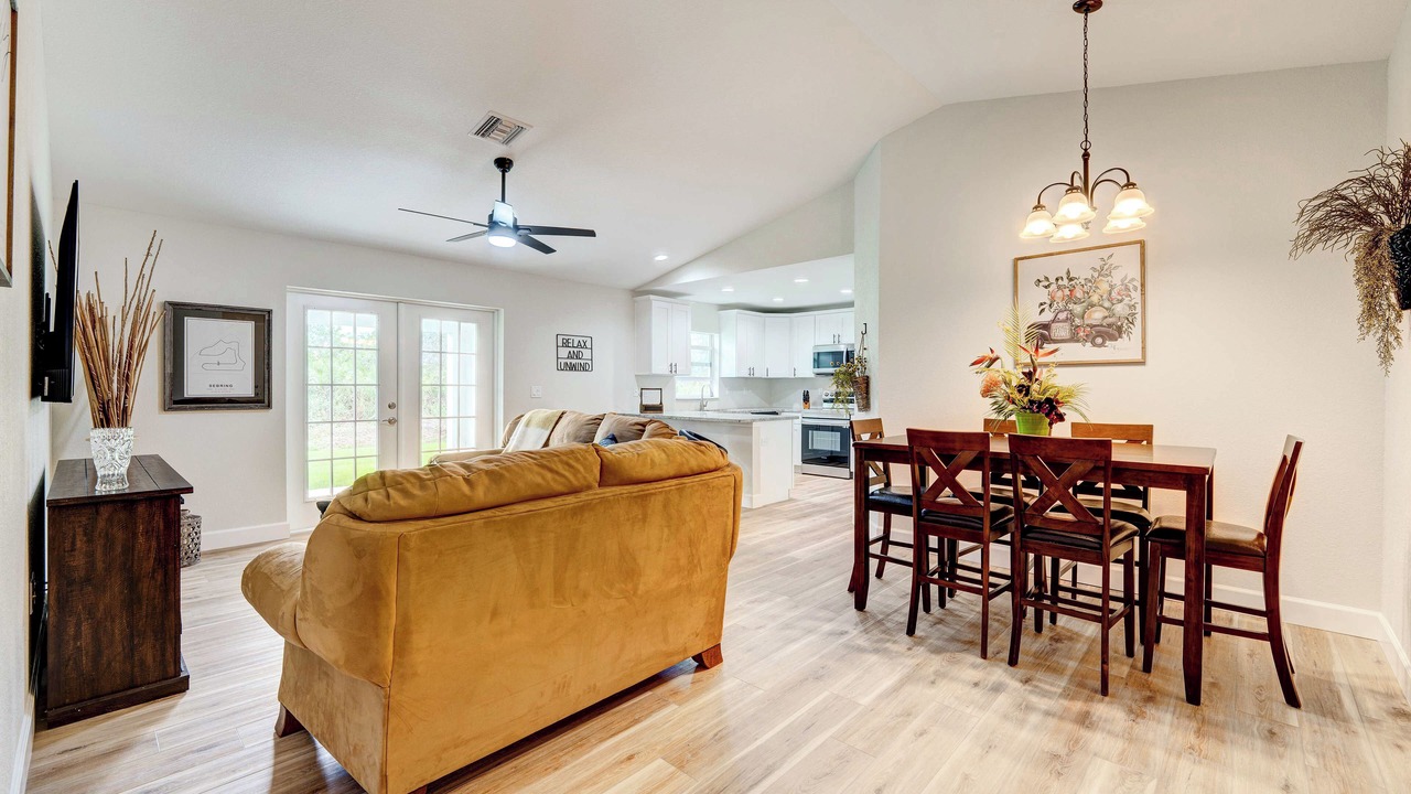 Photo of Livingroom in Sun 'N Lake
