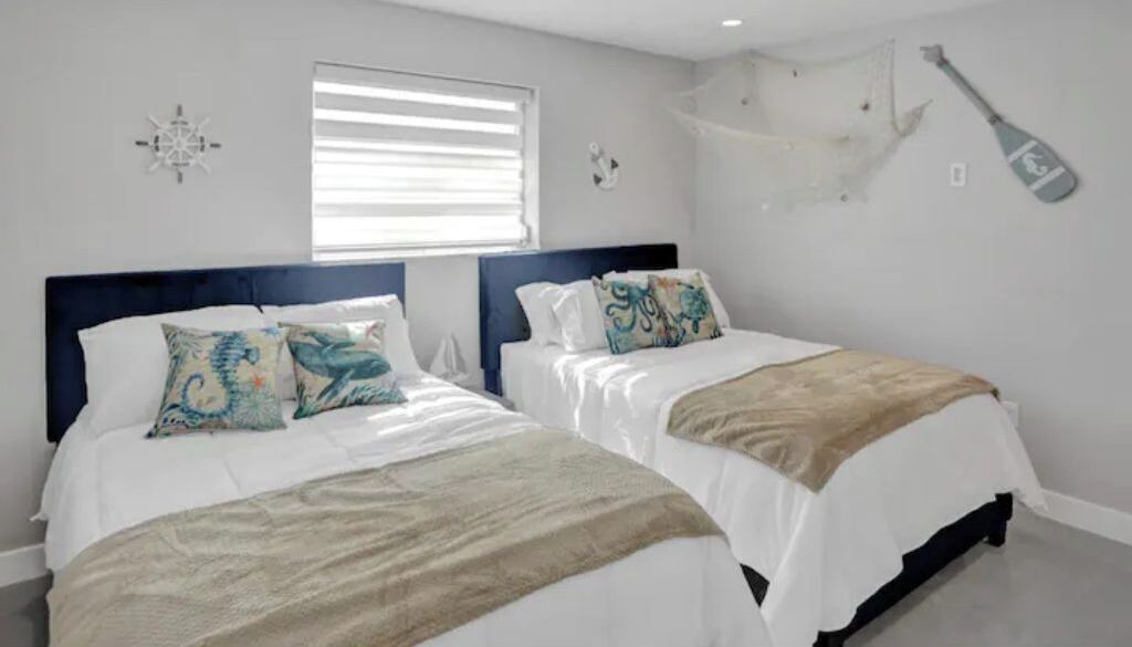 Photo of Bedroom in Hollywood Hills