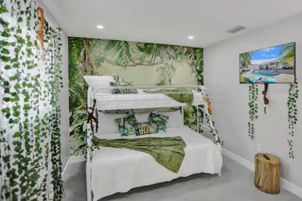 Photo of Bedroom in Hollywood Hills