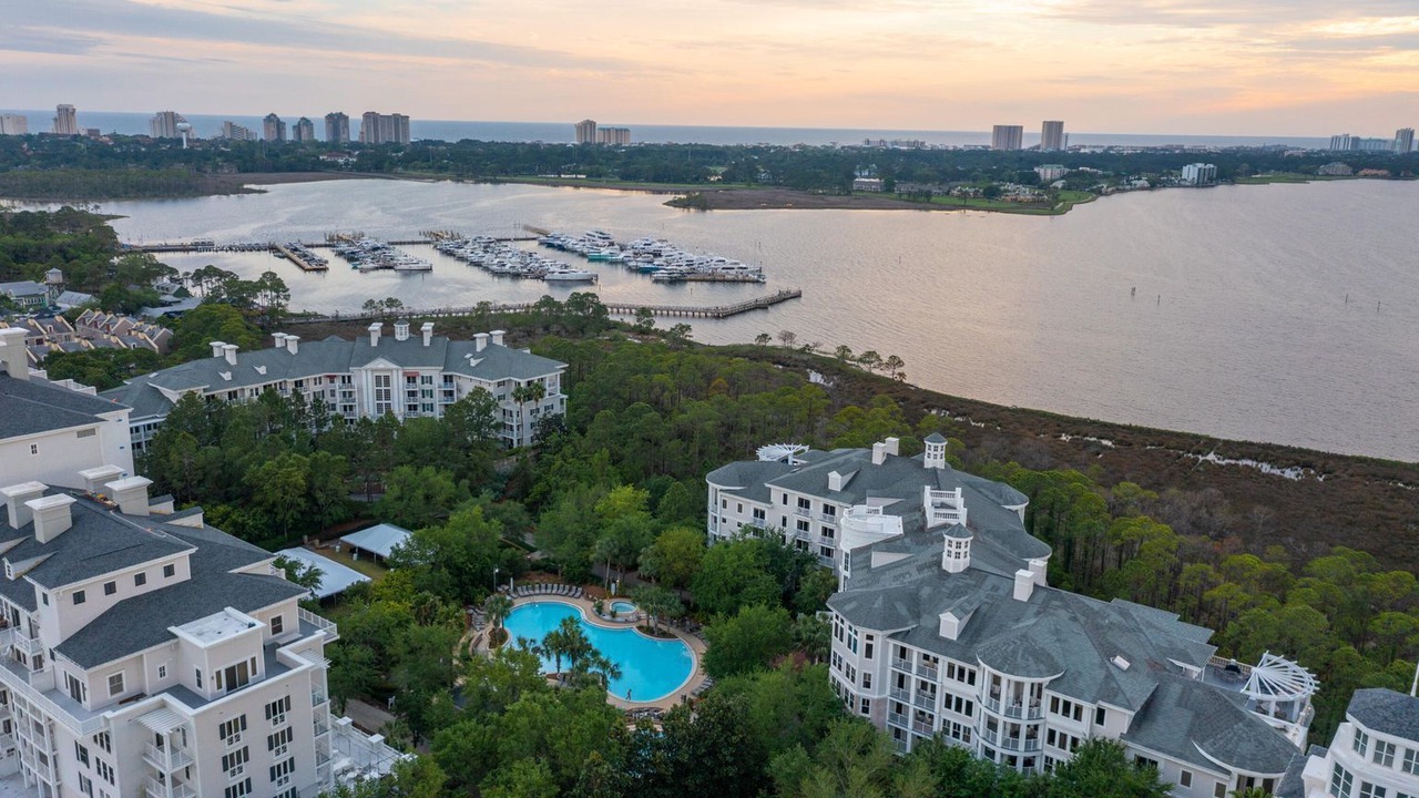 Photo of Outdoor in Baytowne Wharf