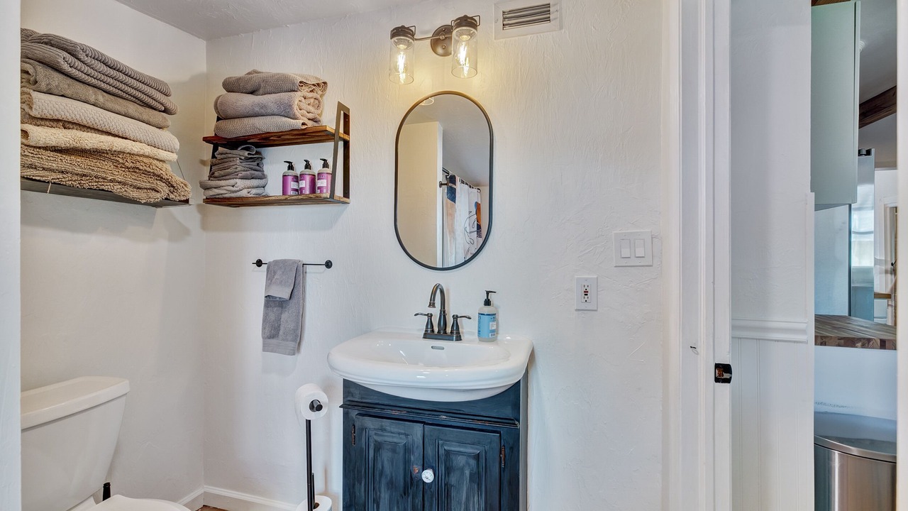 Photo of Bathroom in Parker Ridge