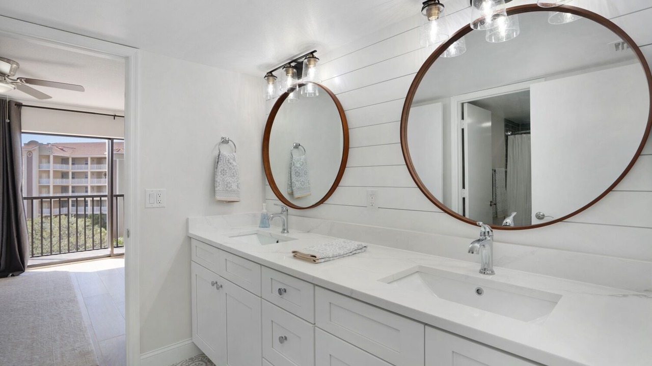 Photo of Bathroom in Laurel