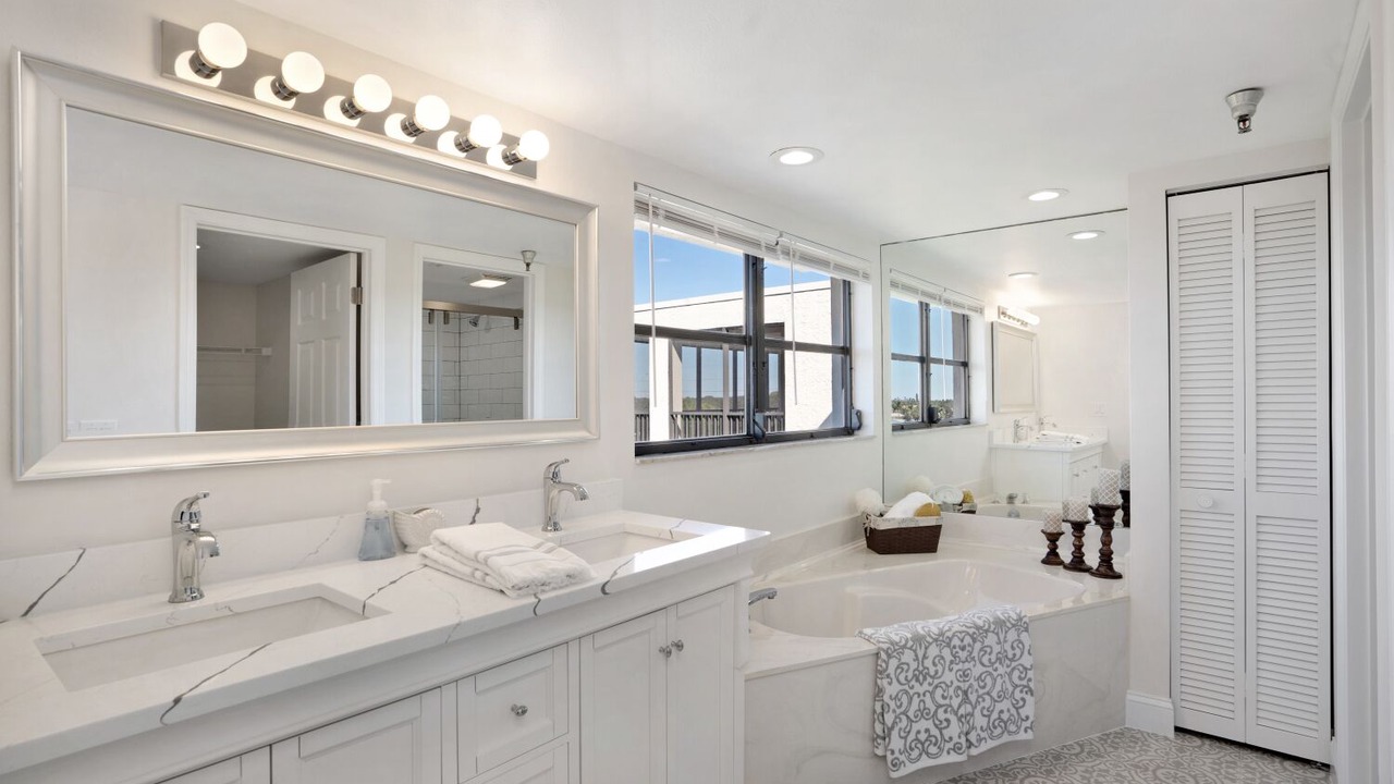 Photo of Bathroom in Laurel