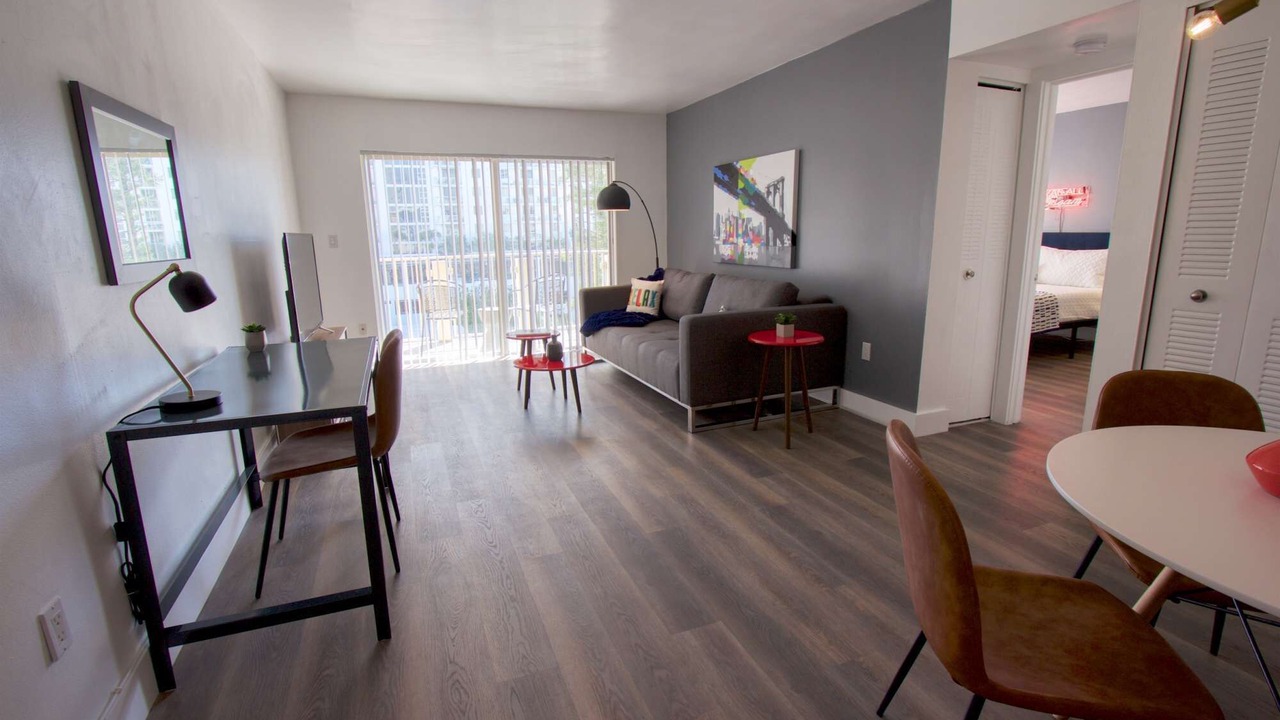 Photo of Bedroom in Midtown