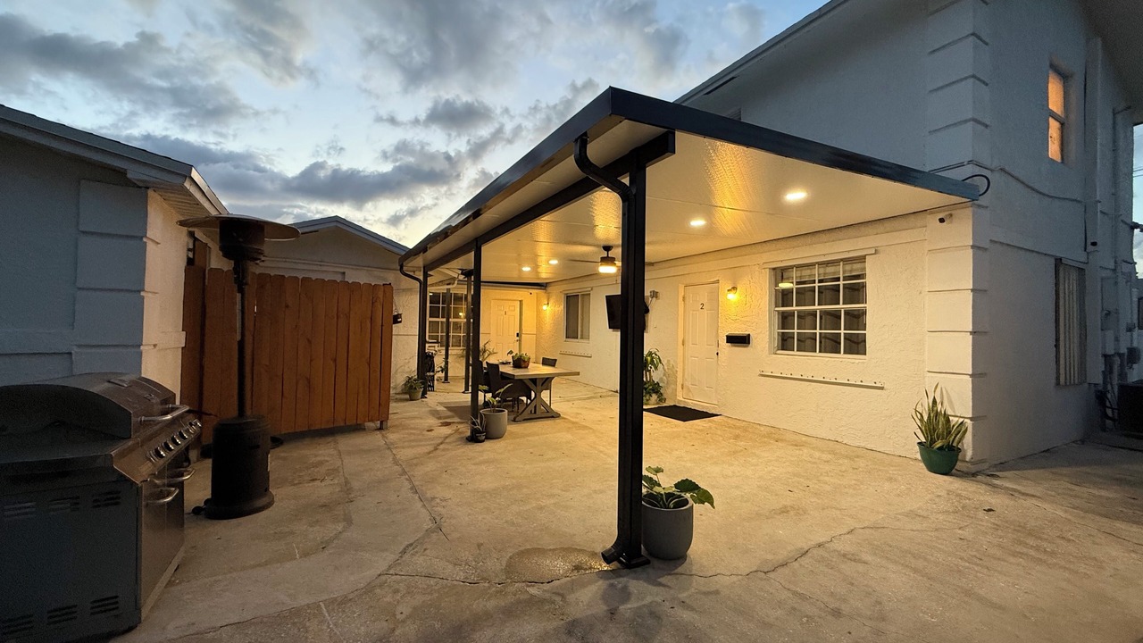Photo of Patio Balcony in Mangonia Park