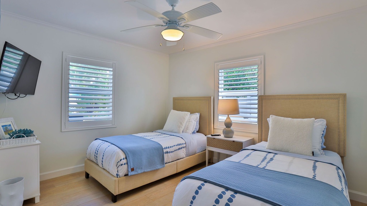 Photo of Bedroom in Lake Ida Shores