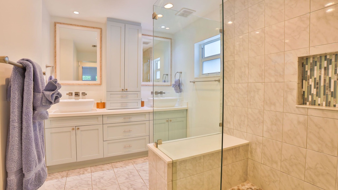 Photo of Bathroom in Lake Ida Shores
