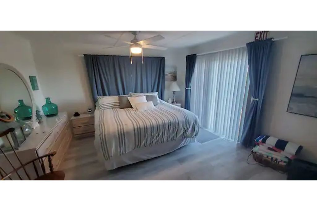 Photo of Bedroom in Signal Cove