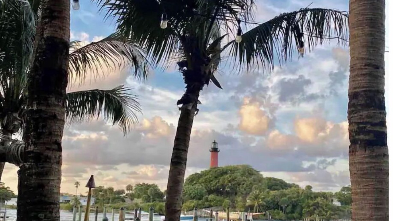Photo of Others in Jupiter Bay