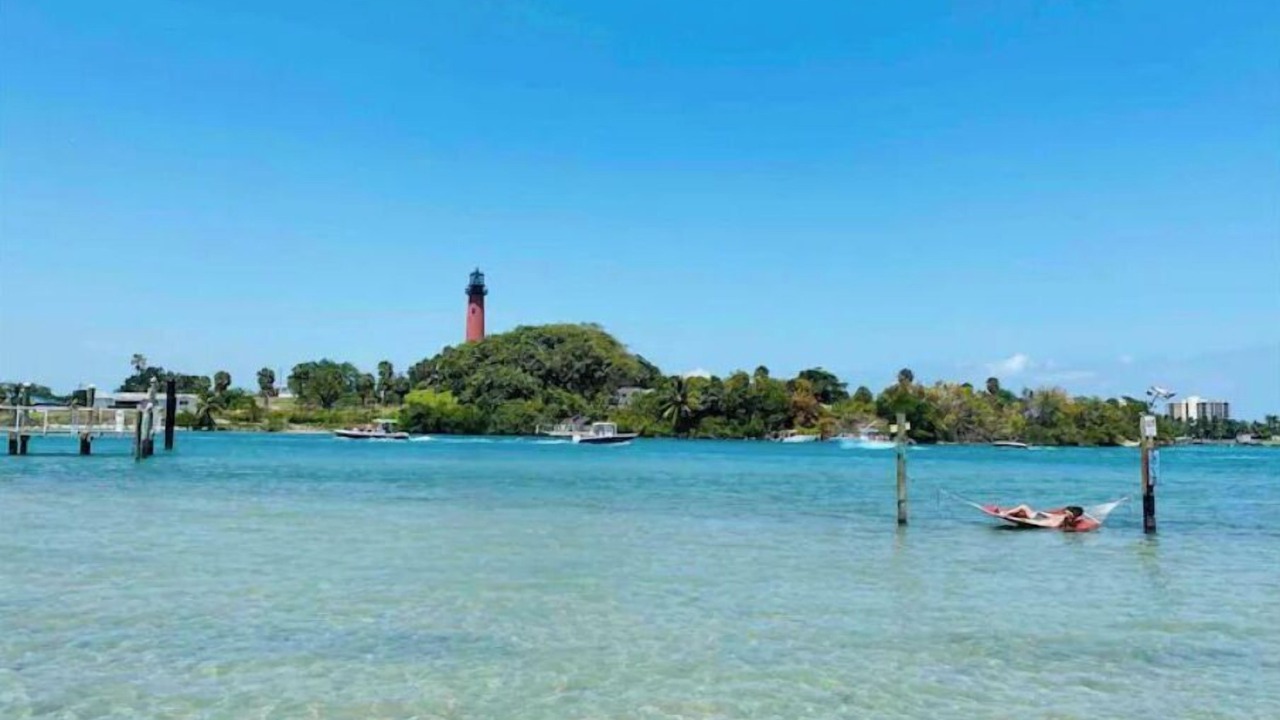 Photo of Others in Jupiter Bay