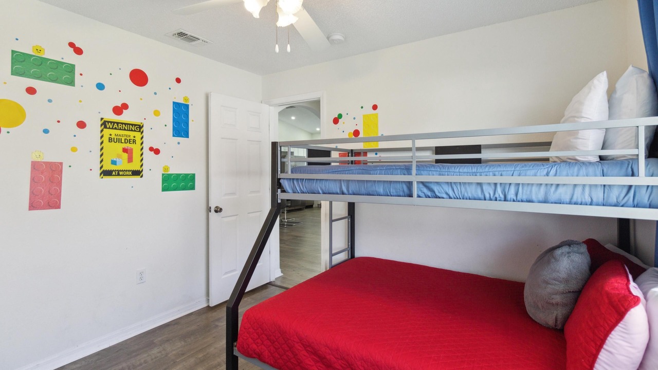 Photo of Bedroom in Thousand Oaks