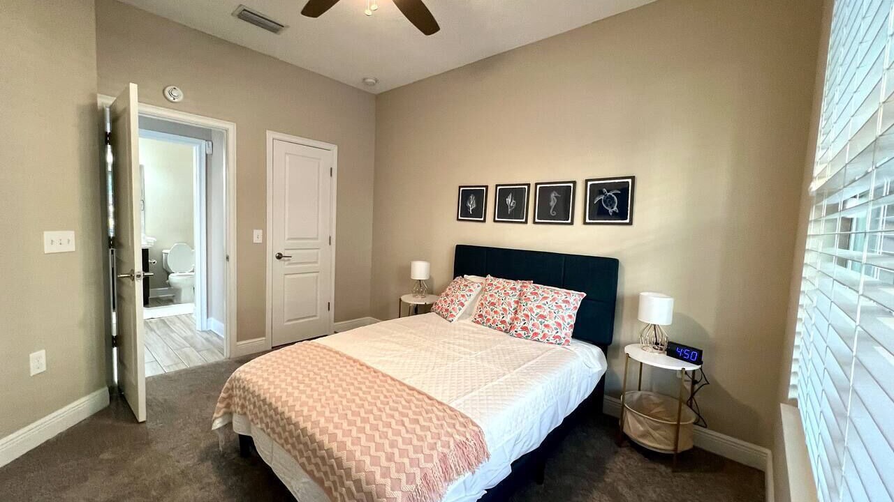 Photo of Bedroom in North Hyde Park