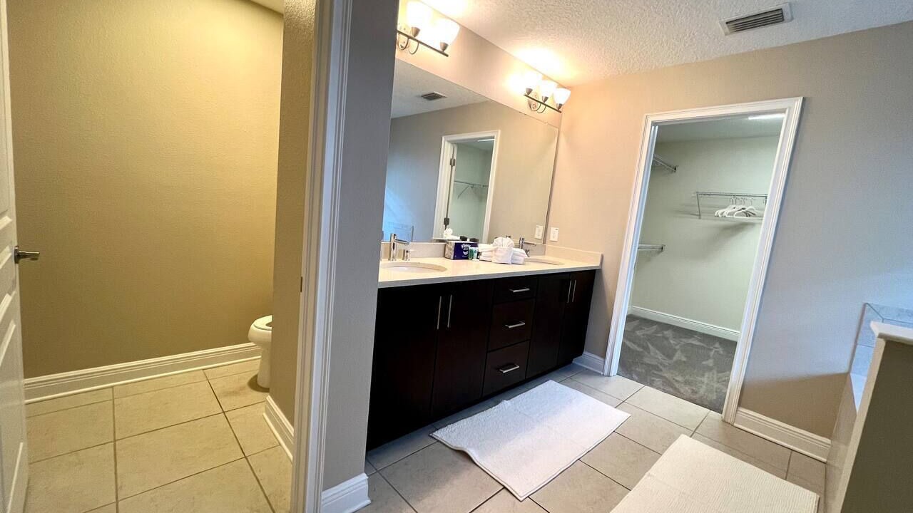Photo of Bathroom in North Hyde Park