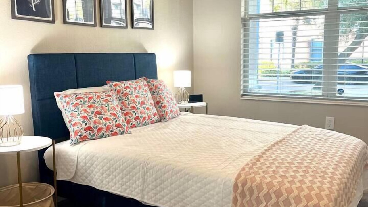 Photo of Bedroom in North Hyde Park
