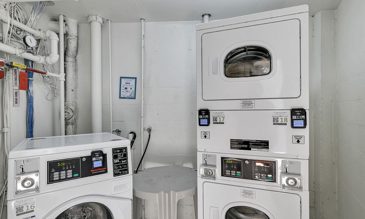 Photo of Bathroom in Lenox Park
