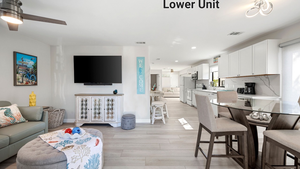 Photo of Livingroom in Englewood
