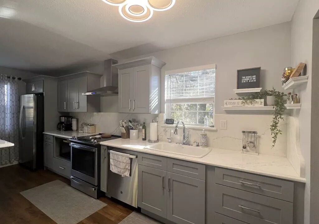 Photo of Kitchen in Fish Hawk