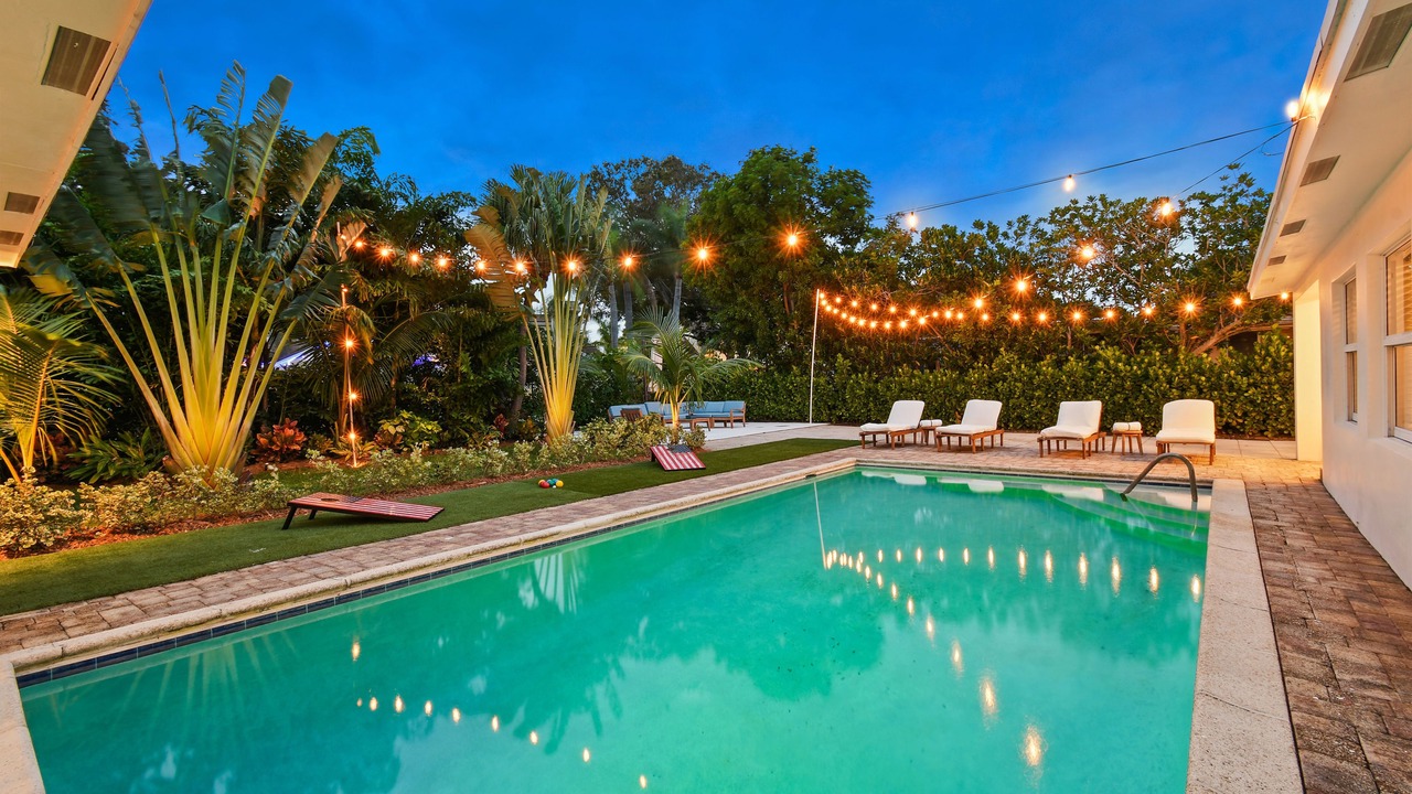 Photo of Outdoor in Lake Clarke Shores