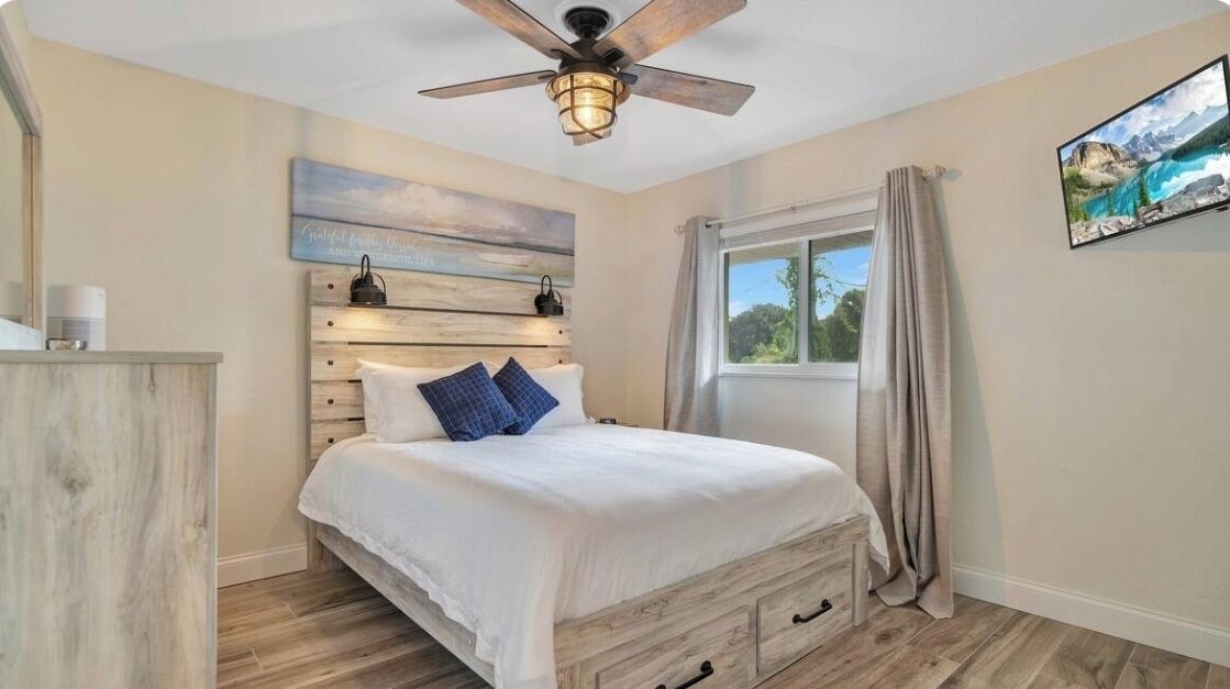 Photo of Bedroom in Cape Caneveral Beach Gardens