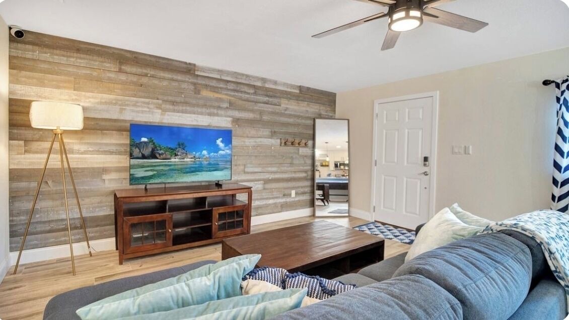 Photo of Livingroom in Cape Caneveral Beach Gardens