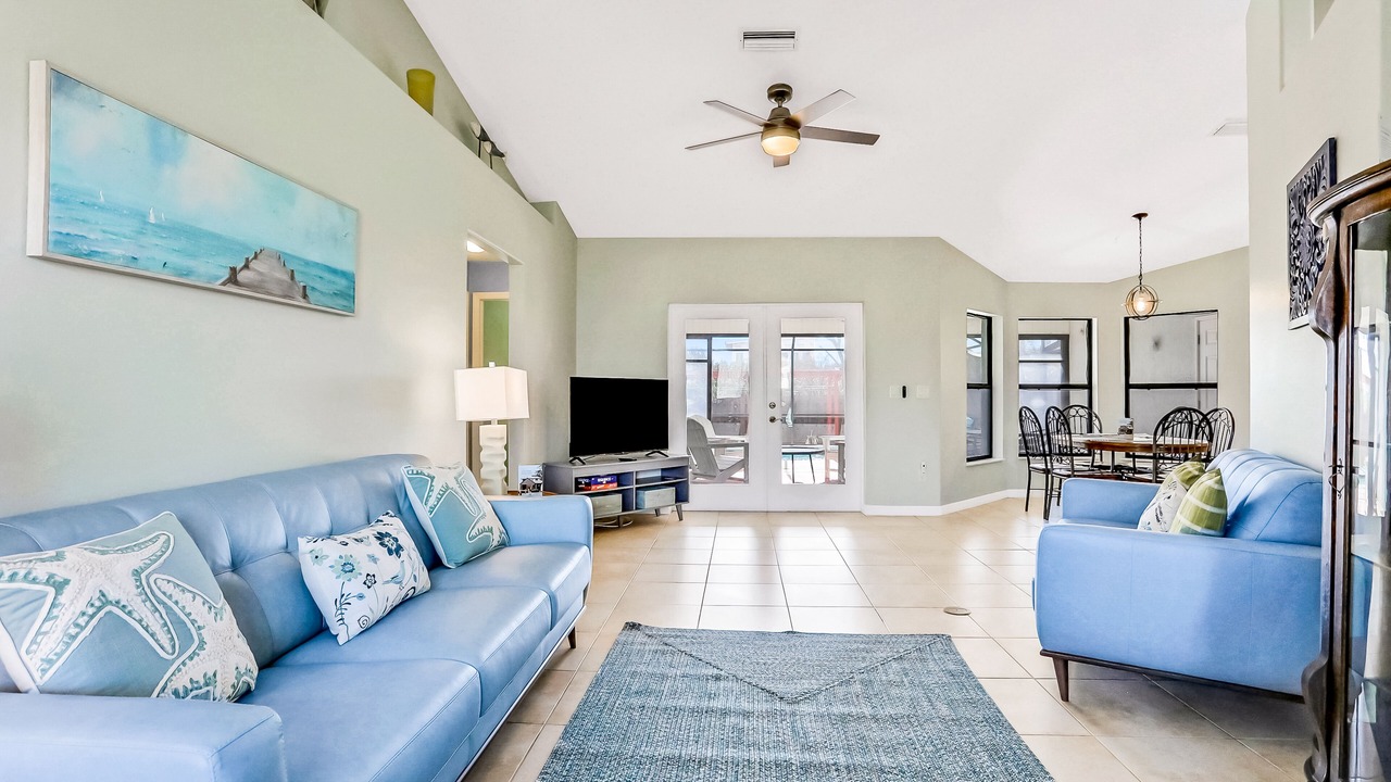Photo of Livingroom in Marineland Acres