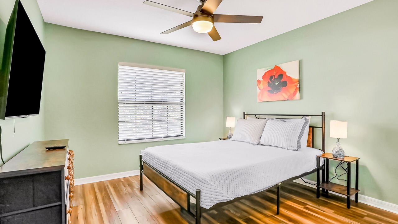 Photo of Bedroom in Marineland Acres