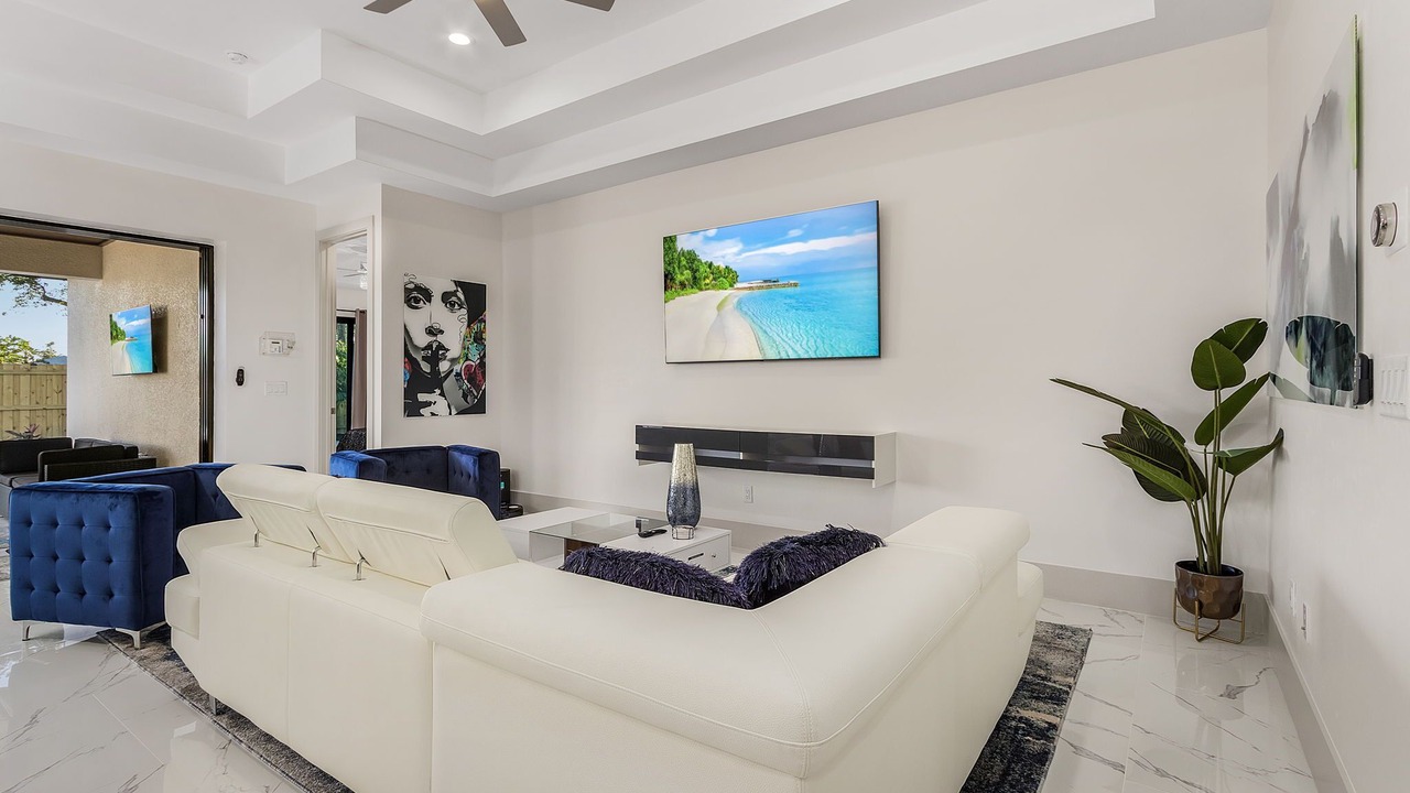 Photo of Livingroom in Naples Park