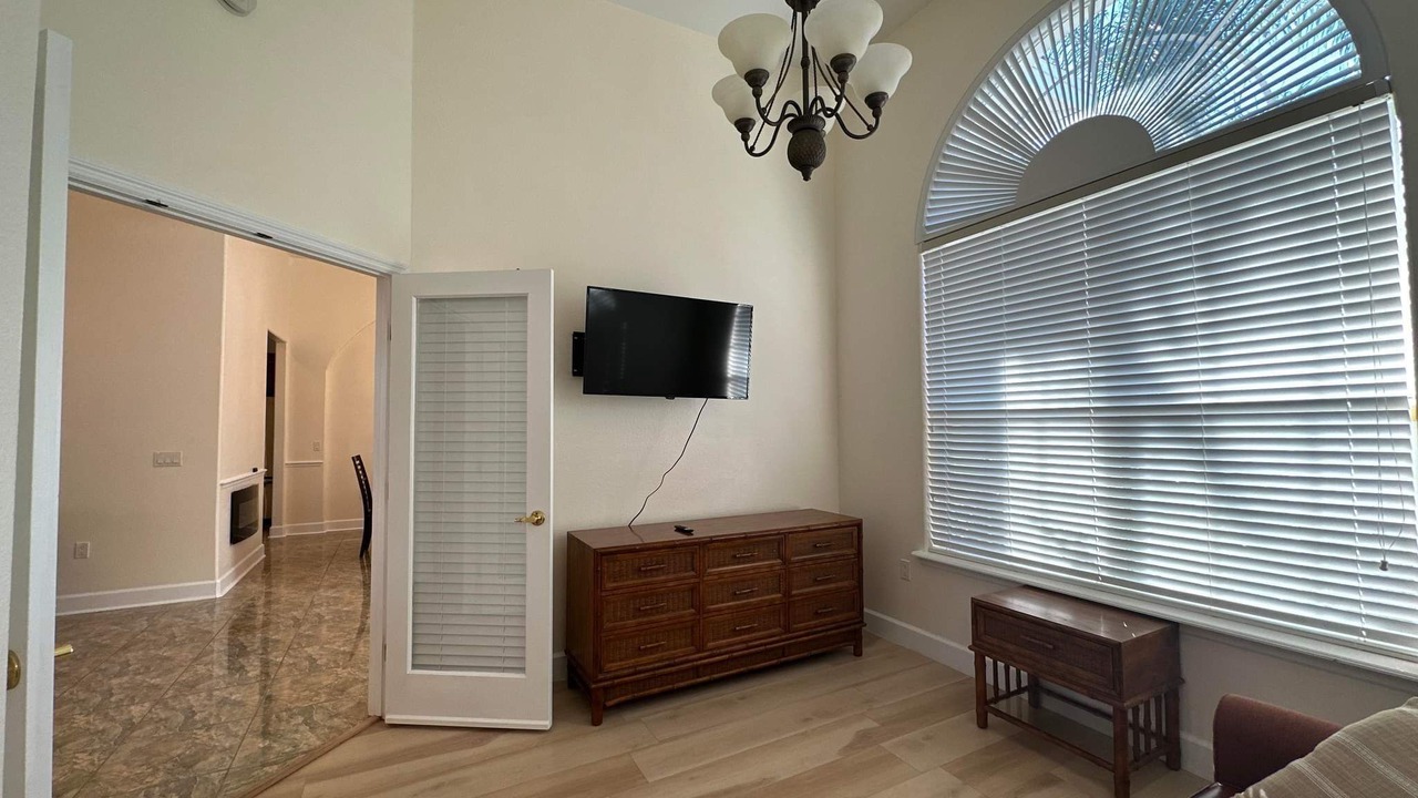Photo of Livingroom in Lakeland