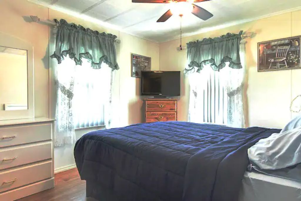 Photo of Bedroom in Lakeland