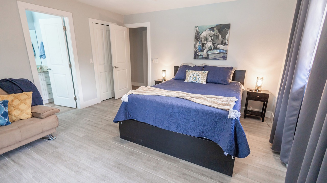Photo of Bedroom in San Carlos Park