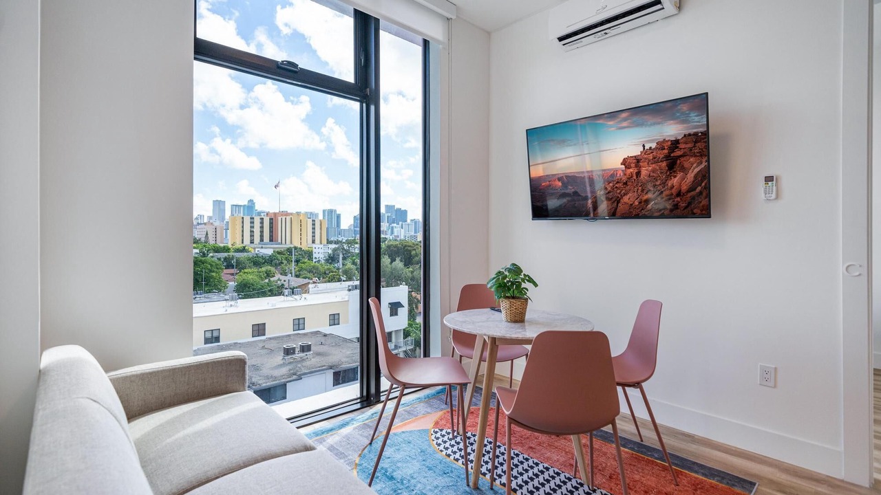 Photo of Livingroom in East Little Havana