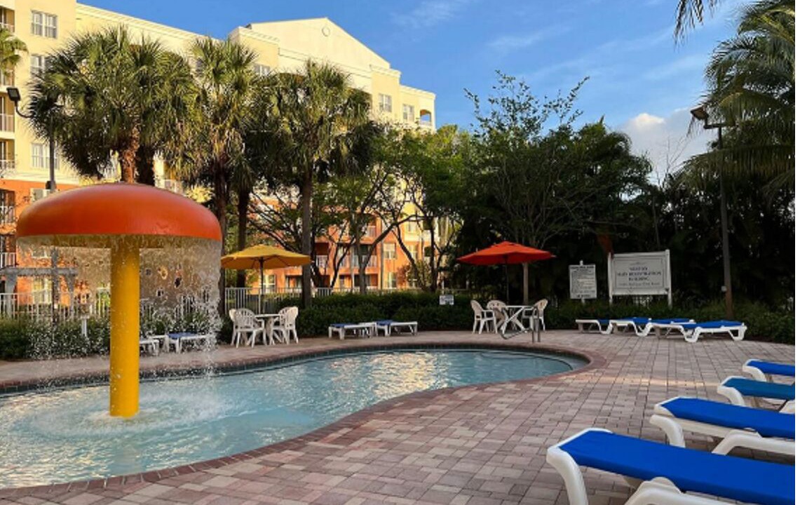 Photo of Outdoor in Weston