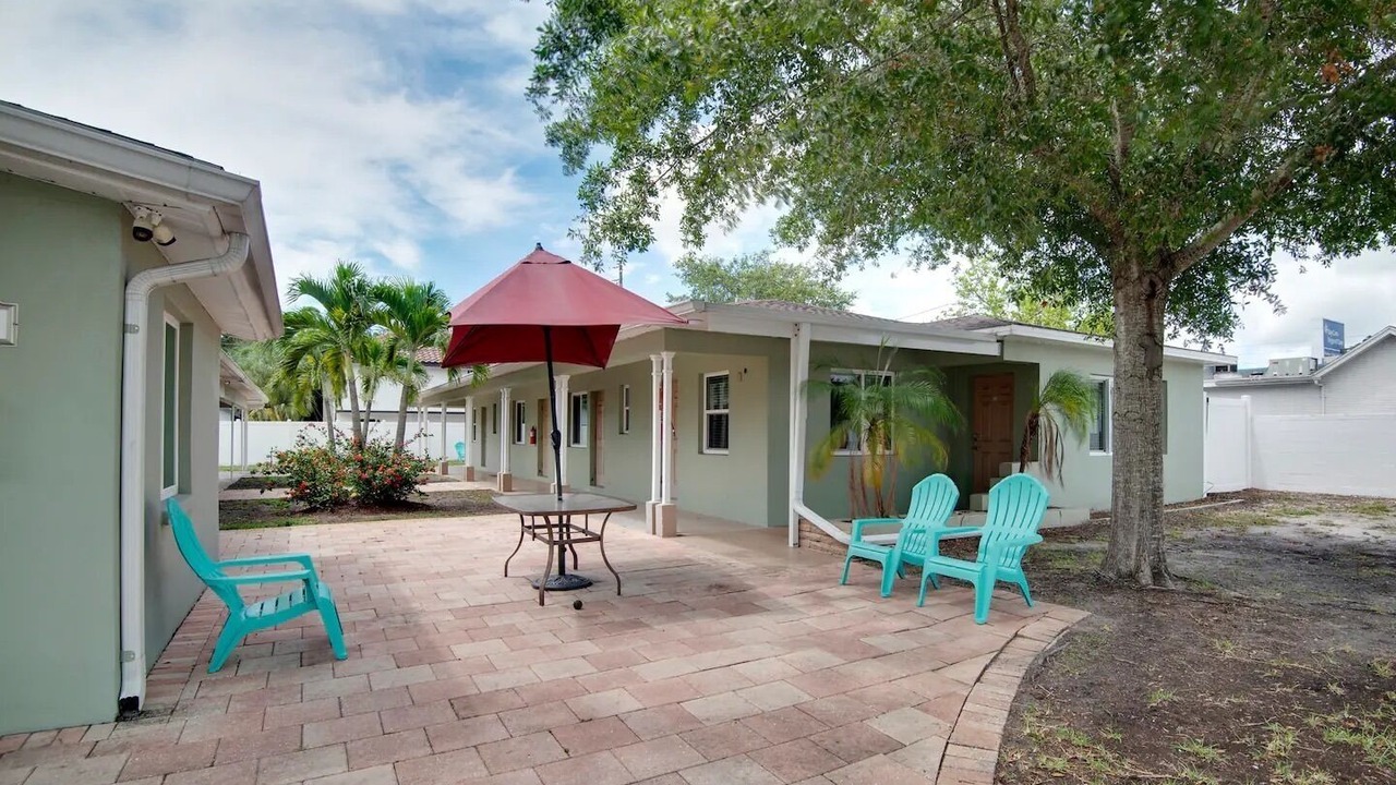 Photo of Outdoor in Crescent Heights