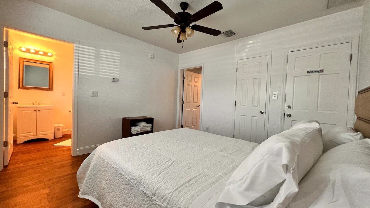 Photo of Bedroom in Historic Old Northeast