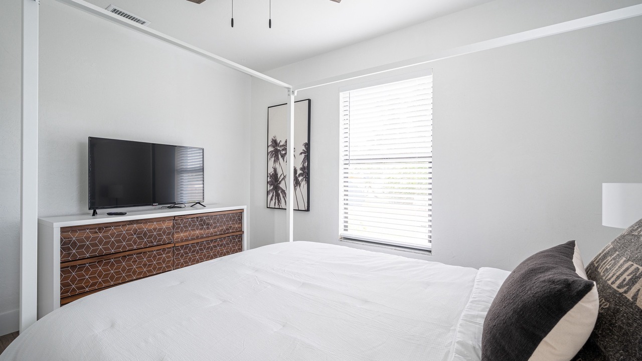 Photo of Bedroom in Redevelopment Area