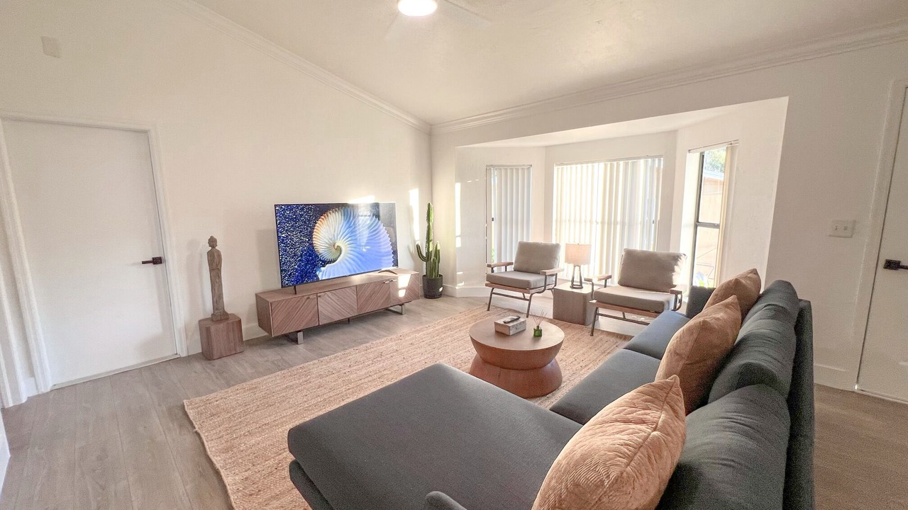 Photo of Livingroom in Redevelopment Area