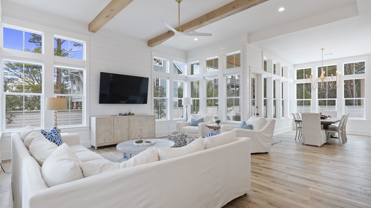 Photo of Livingroom in Gulfview Heights
