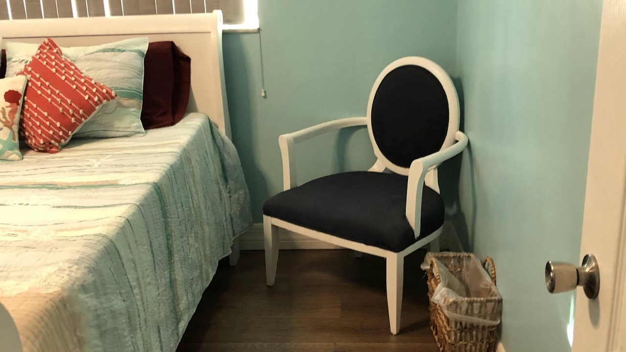 Photo of Bedroom in Edgewater