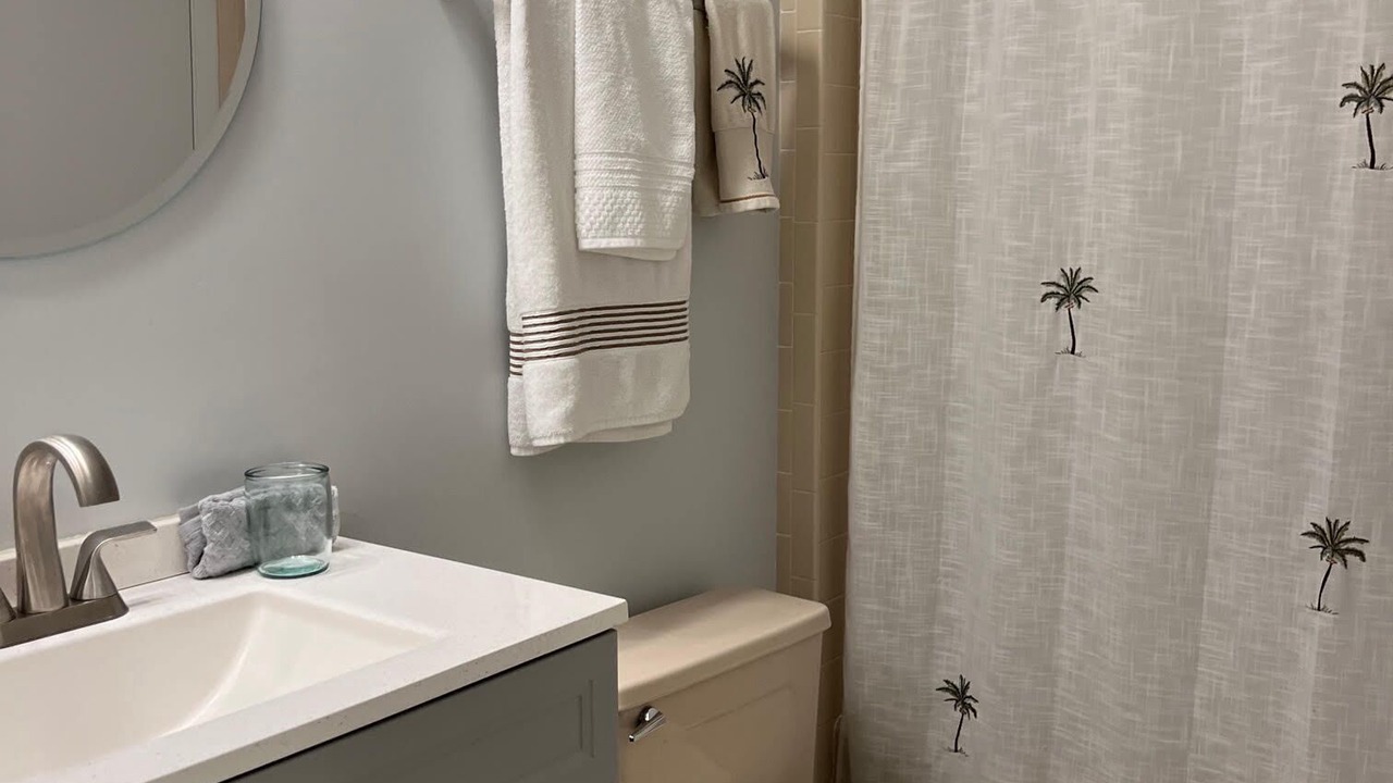 Photo of Bathroom in Palm Valley