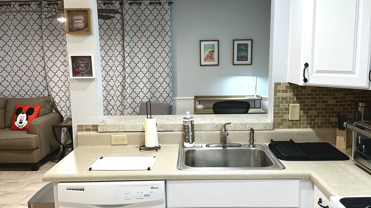 Photo of Kitchen in Cypress Gardens