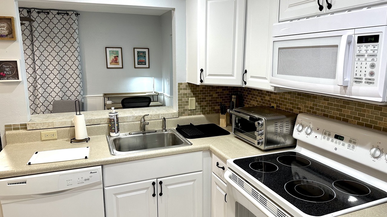 Photo of Kitchen in Cypress Gardens