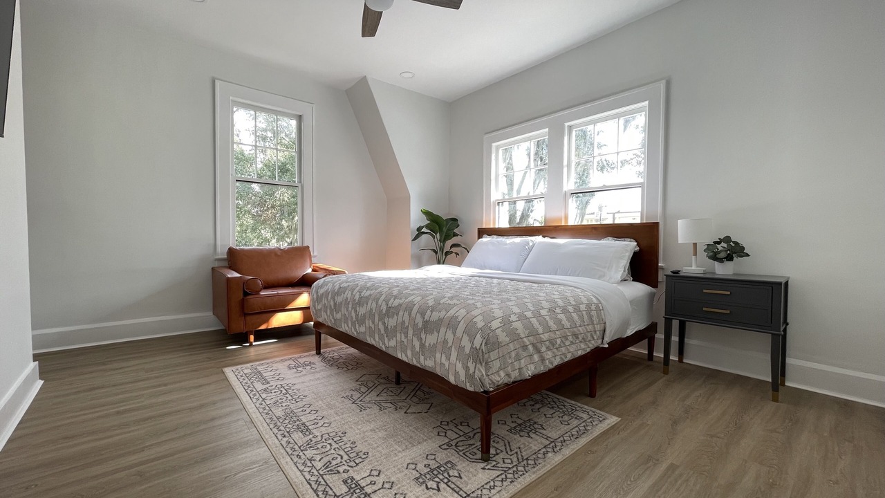 Photo of Bedroom in Historic District