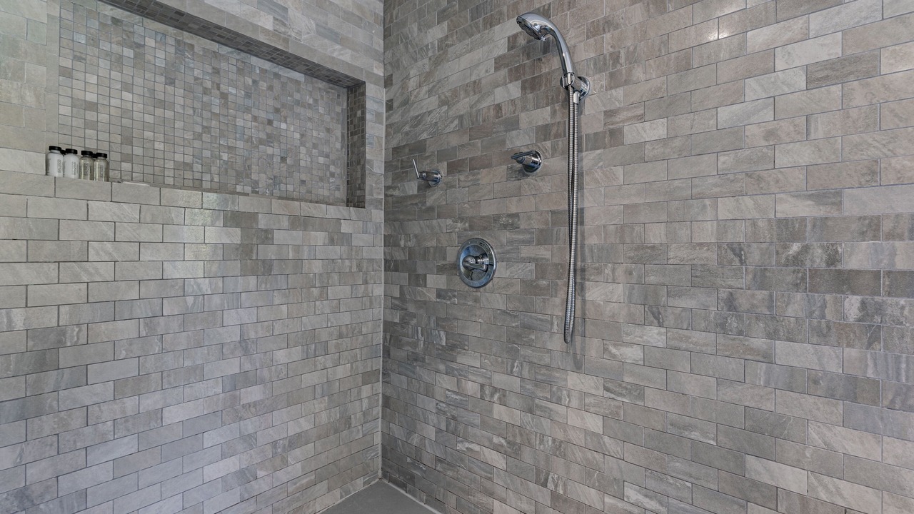 Photo of Bathroom in Pinecrest